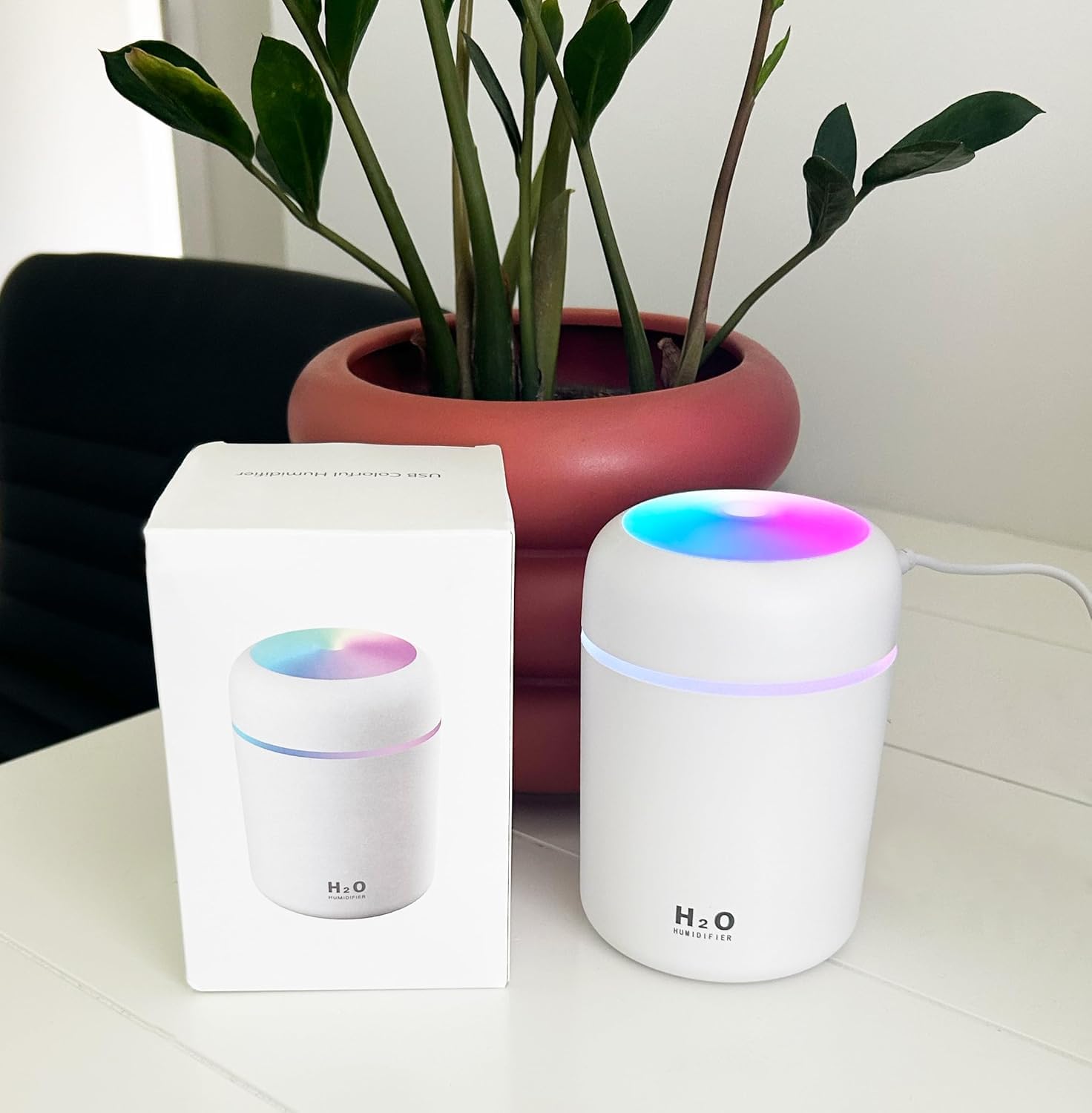 300ml Essential Oil Diffuser &amp; Humidifier – Ultrasonic Cool Mist with Quiet Operation, LED Lights – Aromatherapy Air Freshener for Home, Office, Car(Colours May Vary)